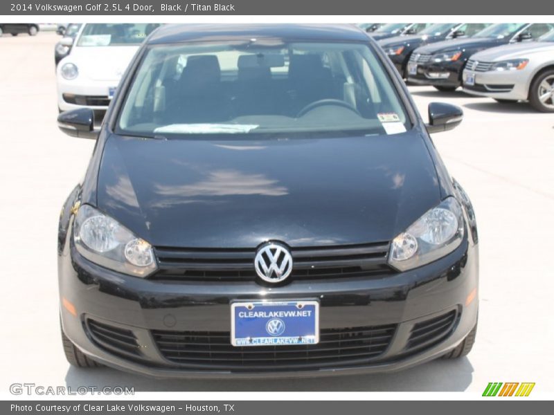 Black / Titan Black 2014 Volkswagen Golf 2.5L 4 Door