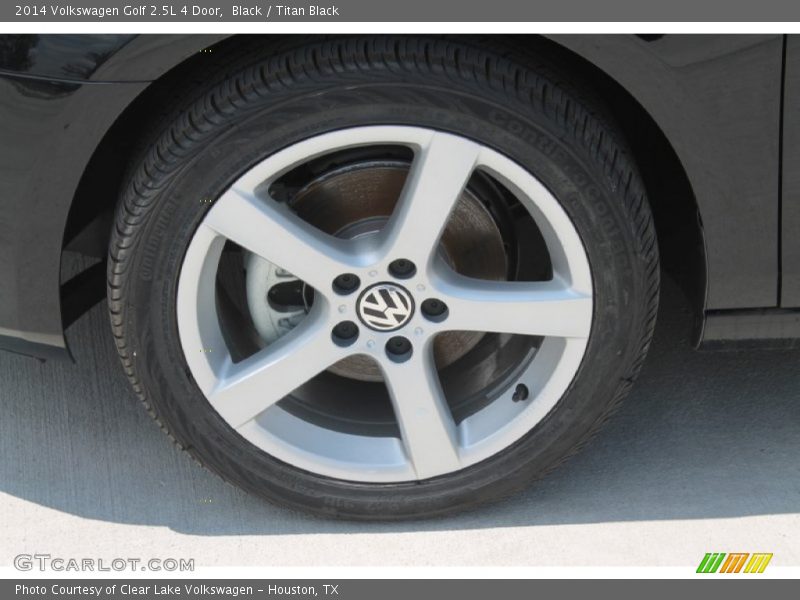 Black / Titan Black 2014 Volkswagen Golf 2.5L 4 Door