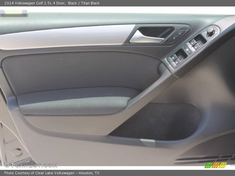 Black / Titan Black 2014 Volkswagen Golf 2.5L 4 Door