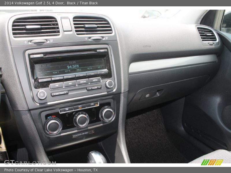 Black / Titan Black 2014 Volkswagen Golf 2.5L 4 Door