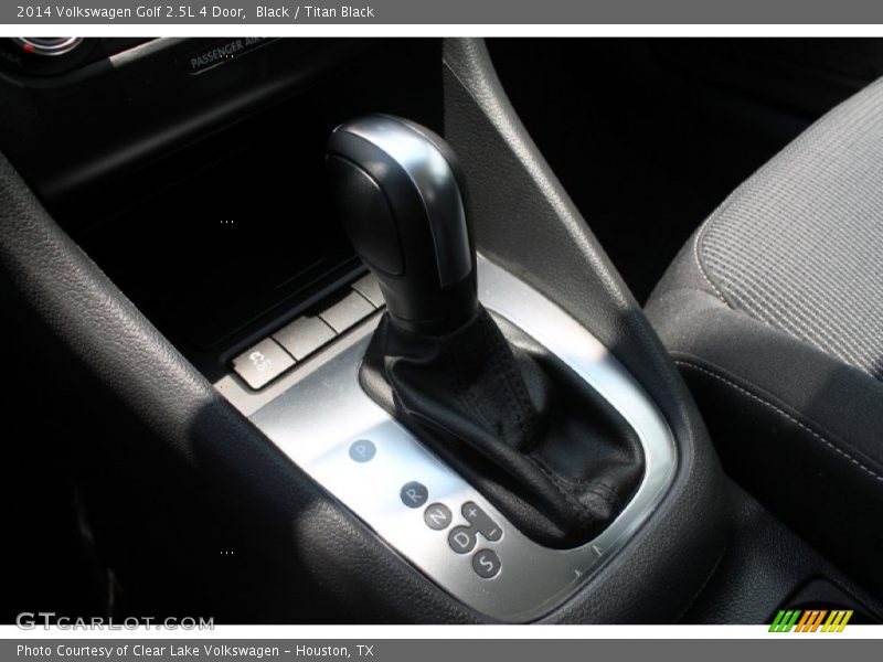Black / Titan Black 2014 Volkswagen Golf 2.5L 4 Door