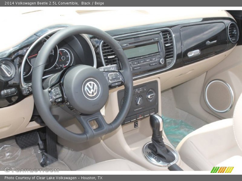 Black / Beige 2014 Volkswagen Beetle 2.5L Convertible