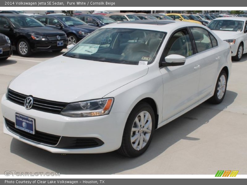 Pure White / Cornsilk Beige 2014 Volkswagen Jetta SE Sedan