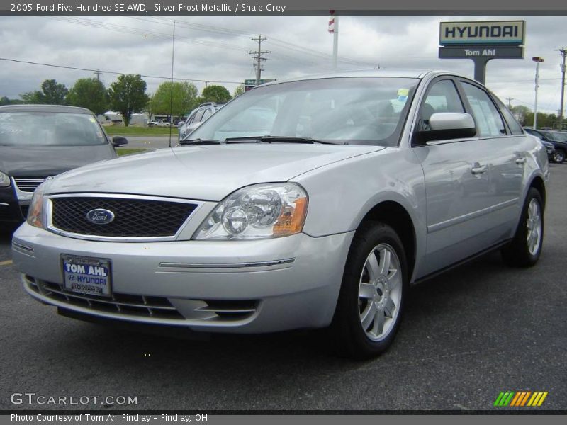 Silver Frost Metallic / Shale Grey 2005 Ford Five Hundred SE AWD