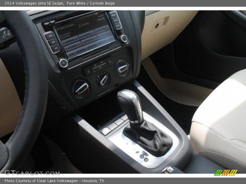 Pure White / Cornsilk Beige 2014 Volkswagen Jetta SE Sedan