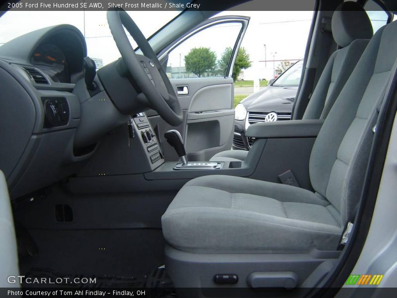 Silver Frost Metallic / Shale Grey 2005 Ford Five Hundred SE AWD