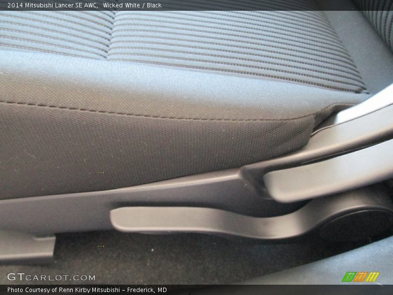 Wicked White / Black 2014 Mitsubishi Lancer SE AWC