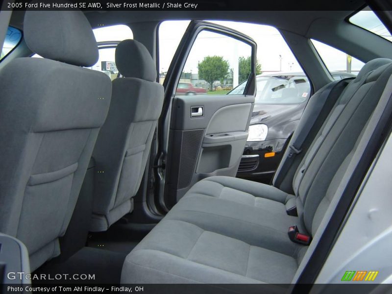 Silver Frost Metallic / Shale Grey 2005 Ford Five Hundred SE AWD