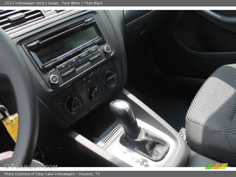 Pure White / Titan Black 2014 Volkswagen Jetta S Sedan