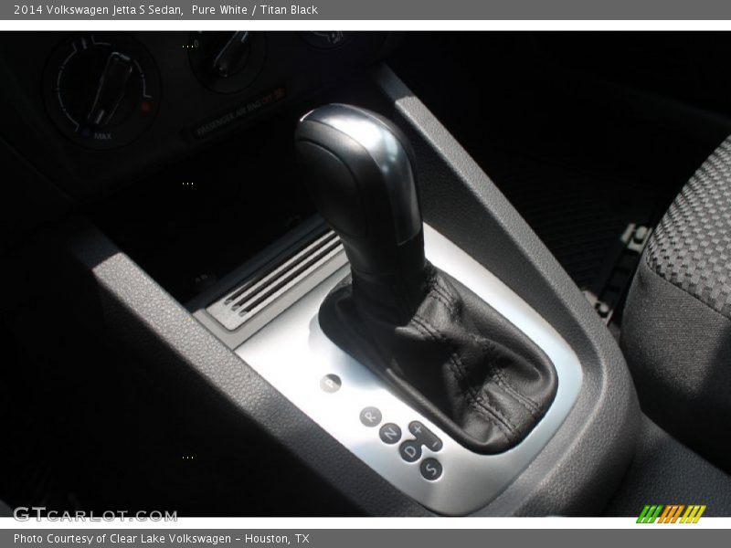 Pure White / Titan Black 2014 Volkswagen Jetta S Sedan