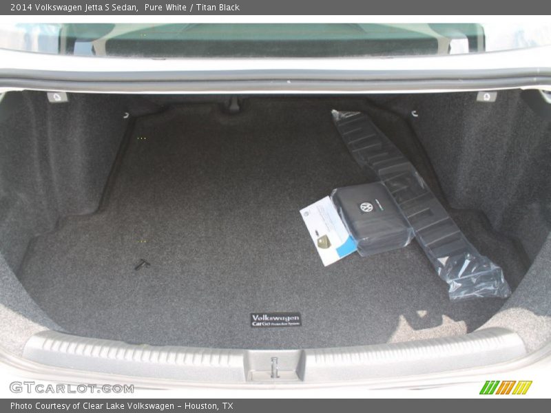 Pure White / Titan Black 2014 Volkswagen Jetta S Sedan
