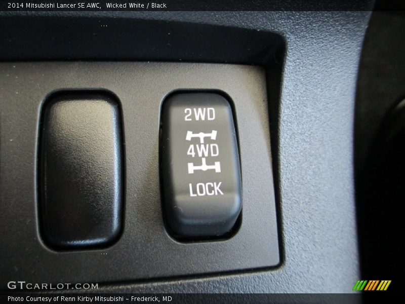 Controls of 2014 Lancer SE AWC