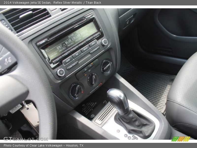 Reflex Silver Metallic / Titan Black 2014 Volkswagen Jetta SE Sedan
