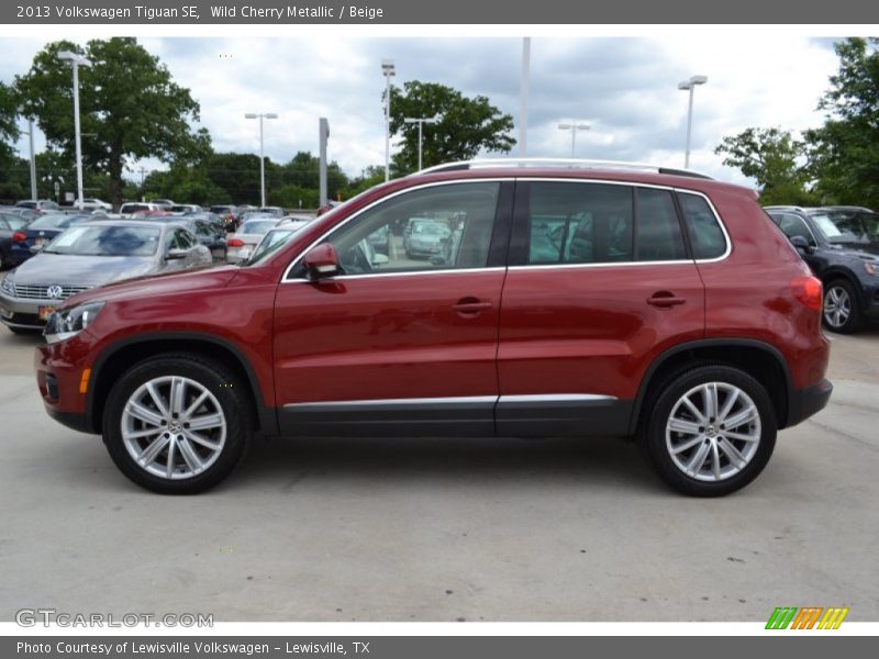 Wild Cherry Metallic / Beige 2013 Volkswagen Tiguan SE