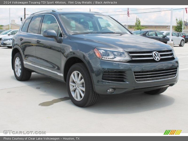 Front 3/4 View of 2014 Touareg TDI Sport 4Motion