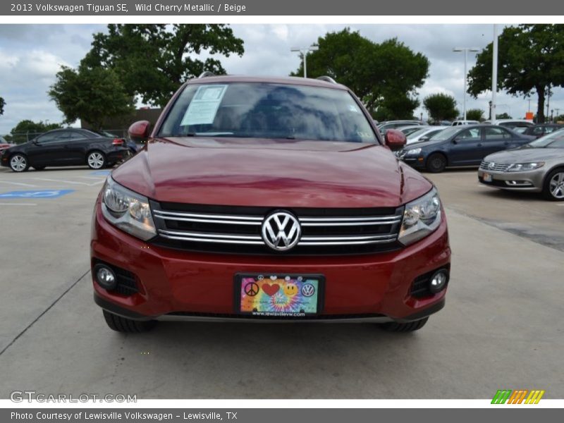 Wild Cherry Metallic / Beige 2013 Volkswagen Tiguan SE