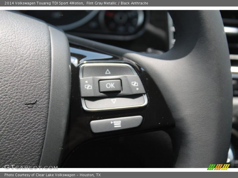 Controls of 2014 Touareg TDI Sport 4Motion