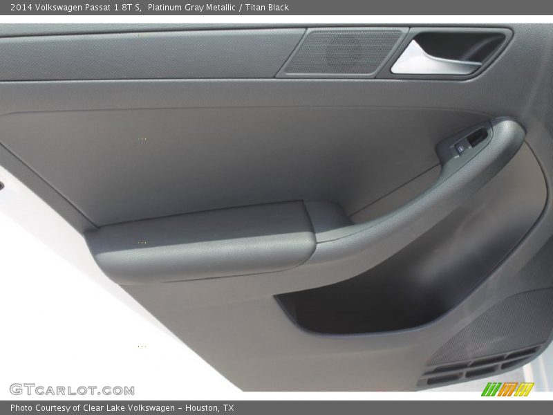 Platinum Gray Metallic / Titan Black 2014 Volkswagen Passat 1.8T S