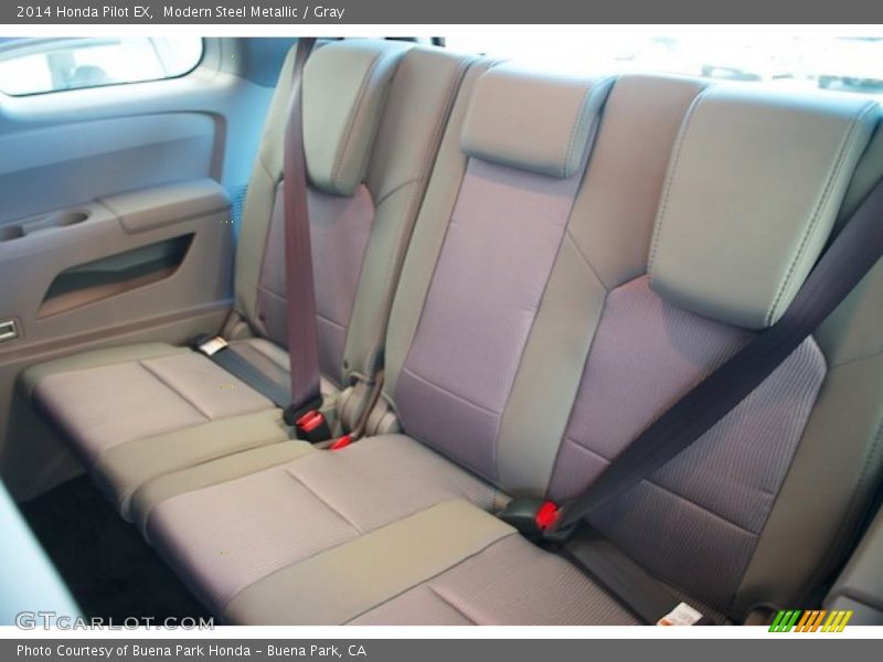 Modern Steel Metallic / Gray 2014 Honda Pilot EX