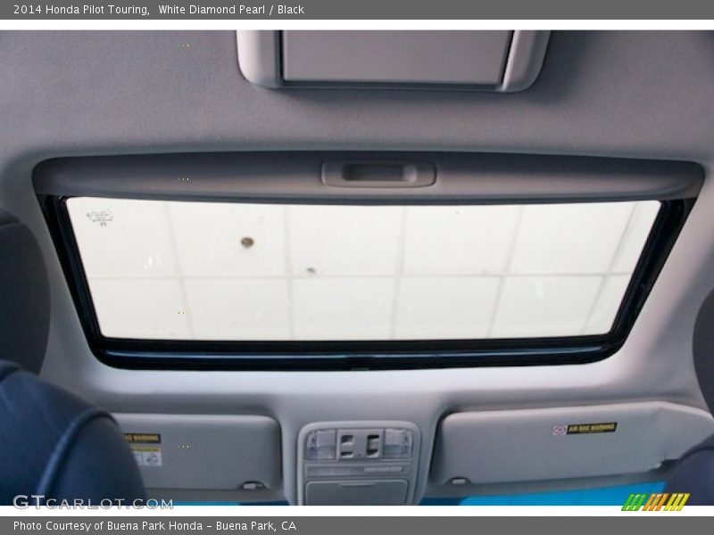 White Diamond Pearl / Black 2014 Honda Pilot Touring
