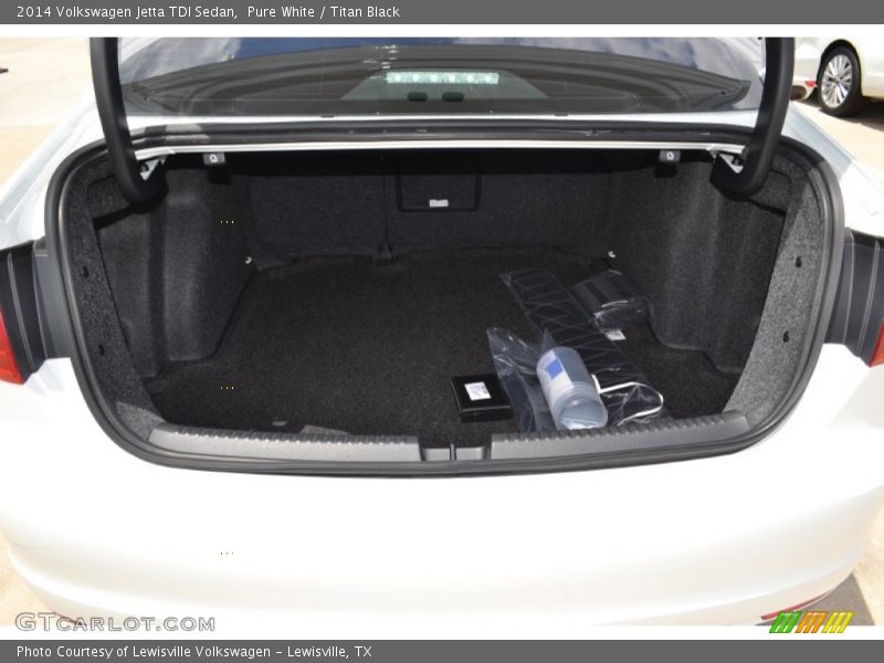 Pure White / Titan Black 2014 Volkswagen Jetta TDI Sedan