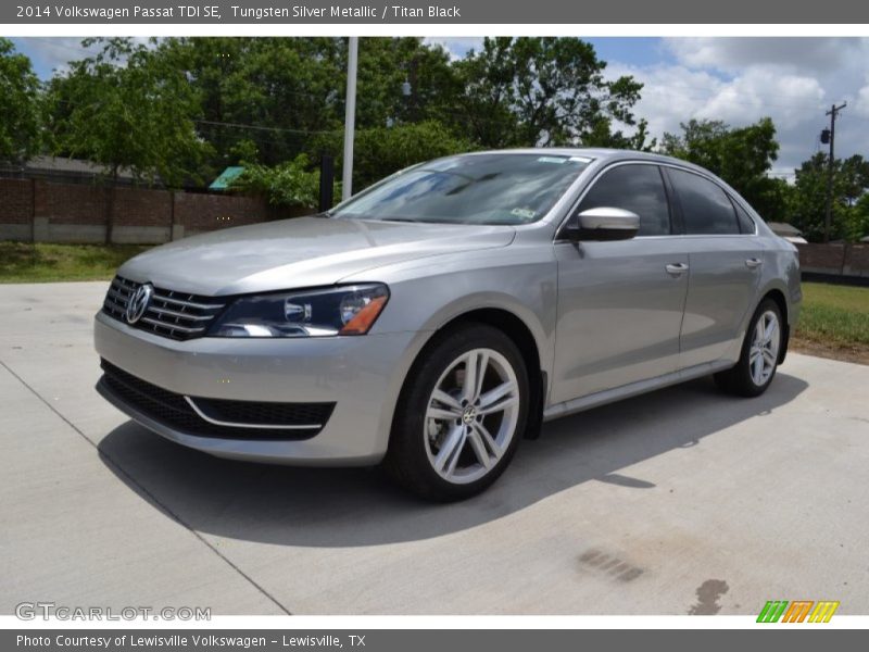 Tungsten Silver Metallic / Titan Black 2014 Volkswagen Passat TDI SE