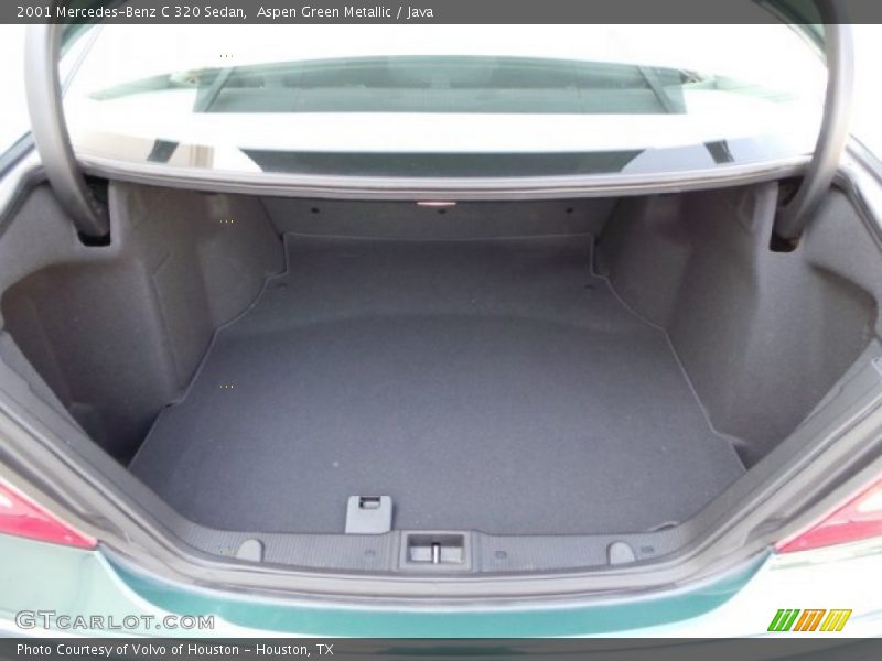  2001 C 320 Sedan Trunk