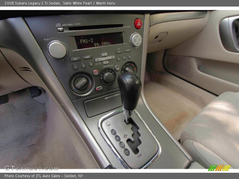 Satin White Pearl / Warm Ivory 2008 Subaru Legacy 2.5i Sedan