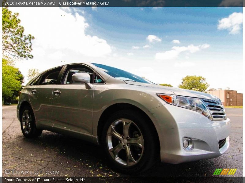 Classic Silver Metallic / Gray 2010 Toyota Venza V6 AWD