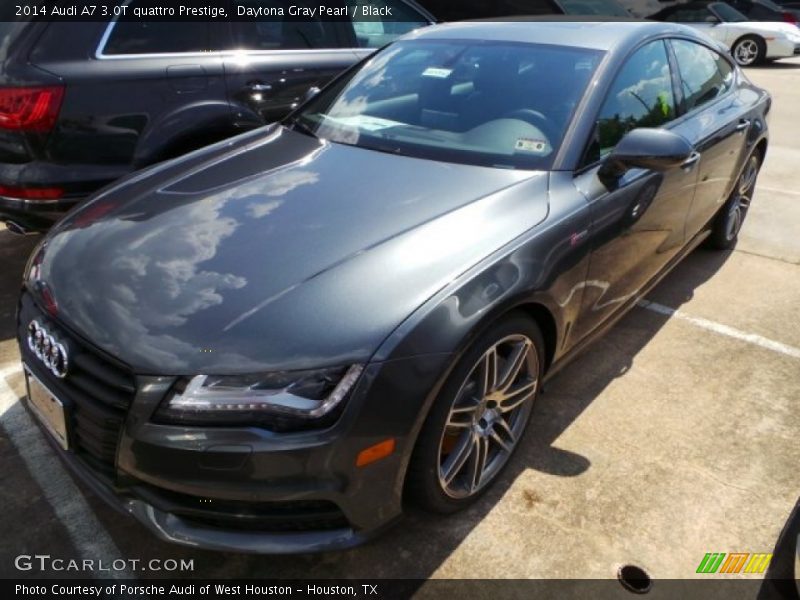 Front 3/4 View of 2014 A7 3.0T quattro Prestige