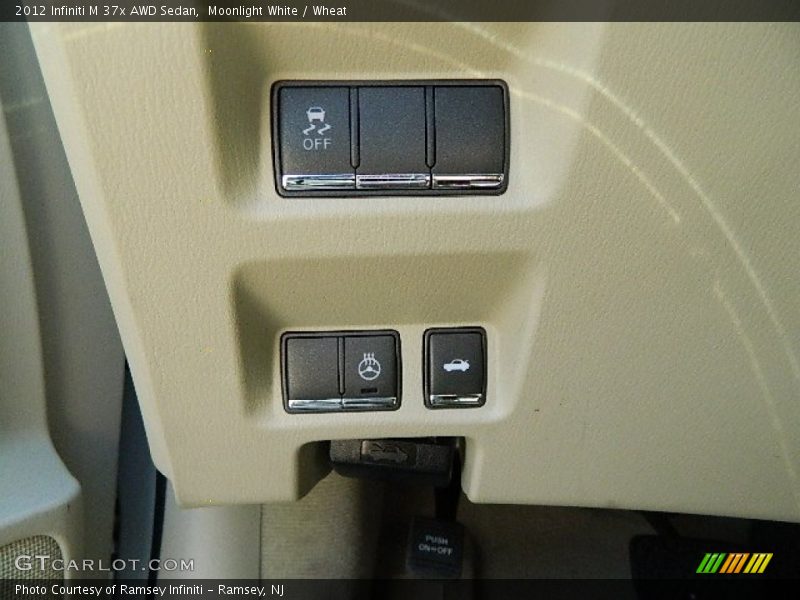 Moonlight White / Wheat 2012 Infiniti M 37x AWD Sedan