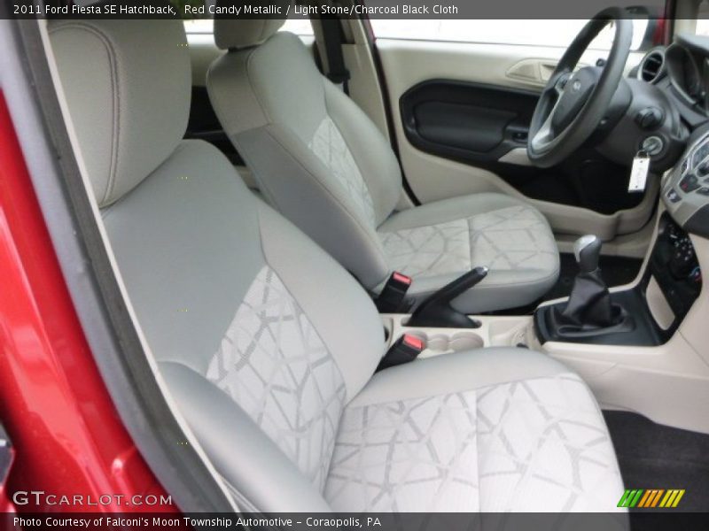 Red Candy Metallic / Light Stone/Charcoal Black Cloth 2011 Ford Fiesta SE Hatchback