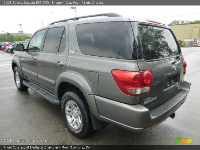 Phantom Gray Pearl / Light Charcoal 2005 Toyota Sequoia SR5 4WD