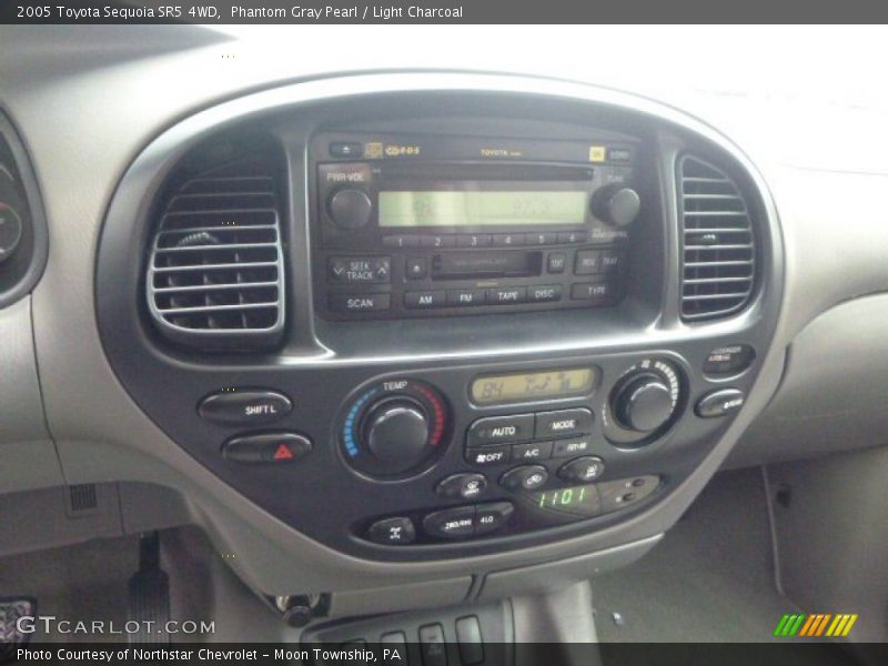 Phantom Gray Pearl / Light Charcoal 2005 Toyota Sequoia SR5 4WD