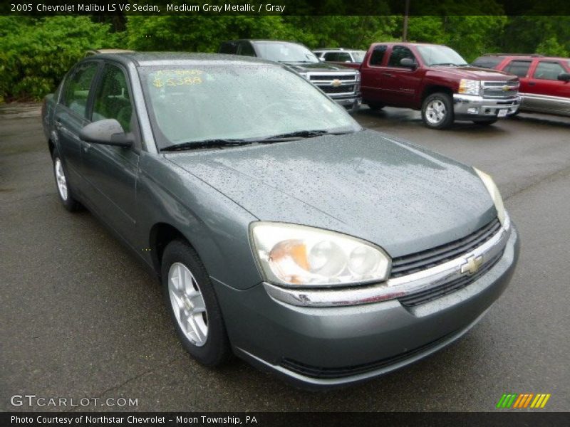 Medium Gray Metallic / Gray 2005 Chevrolet Malibu LS V6 Sedan