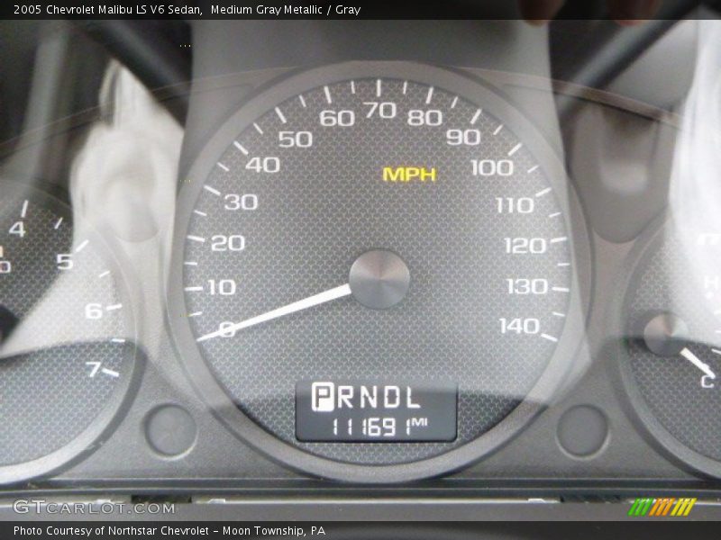 Medium Gray Metallic / Gray 2005 Chevrolet Malibu LS V6 Sedan