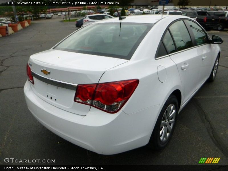 Summit White / Jet Black/Medium Titanium 2011 Chevrolet Cruze LS
