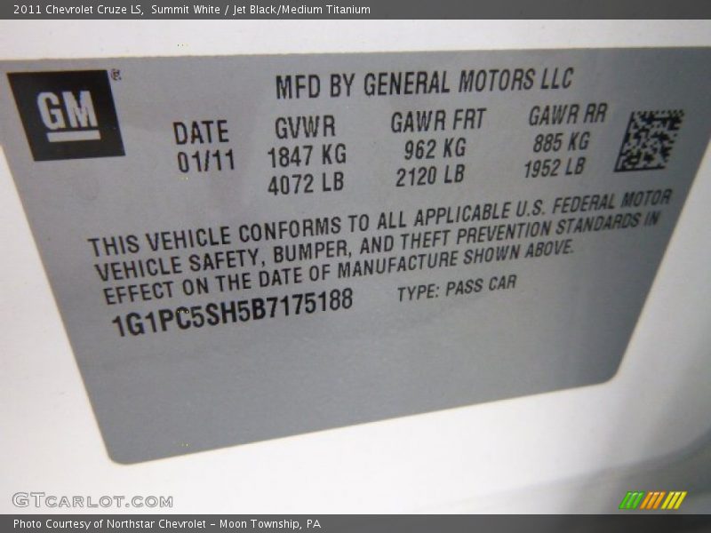 Summit White / Jet Black/Medium Titanium 2011 Chevrolet Cruze LS