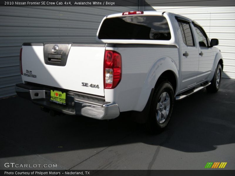 Avalanche White / Beige 2010 Nissan Frontier SE Crew Cab 4x4