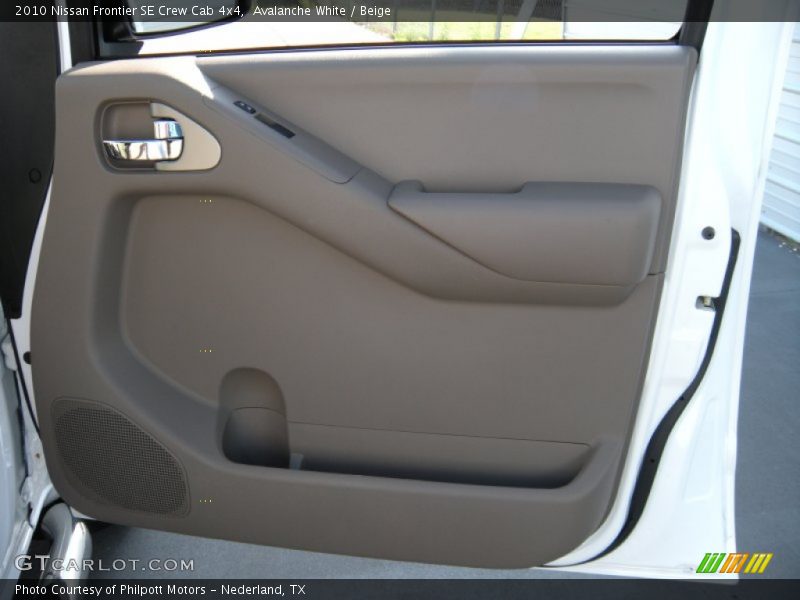 Avalanche White / Beige 2010 Nissan Frontier SE Crew Cab 4x4