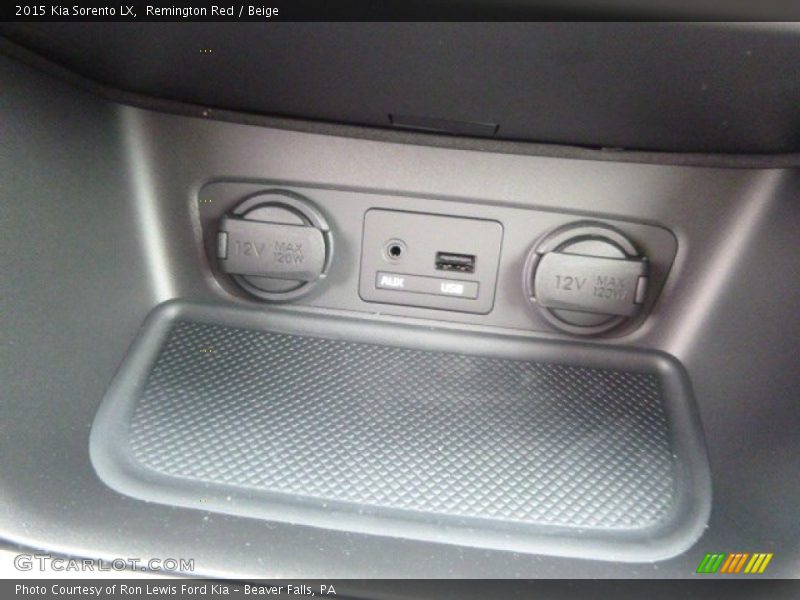 Remington Red / Beige 2015 Kia Sorento LX