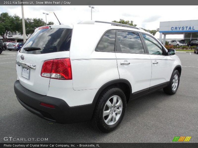 Snow White Pearl / Gray 2011 Kia Sorento LX