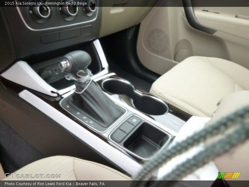 Remington Red / Beige 2015 Kia Sorento LX