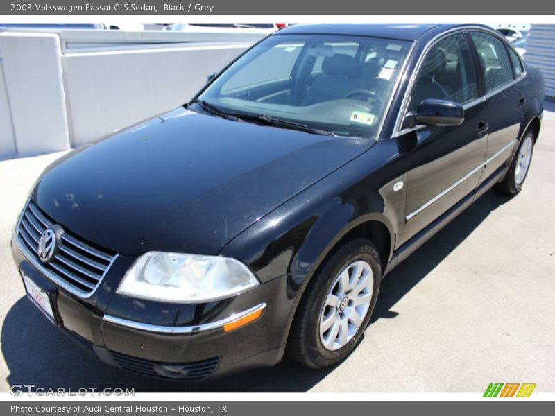 Black / Grey 2003 Volkswagen Passat GLS Sedan