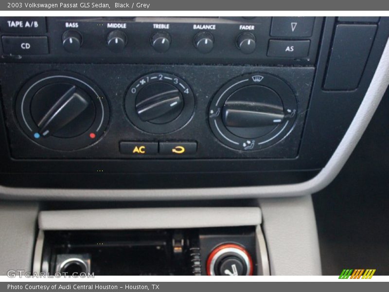 Black / Grey 2003 Volkswagen Passat GLS Sedan