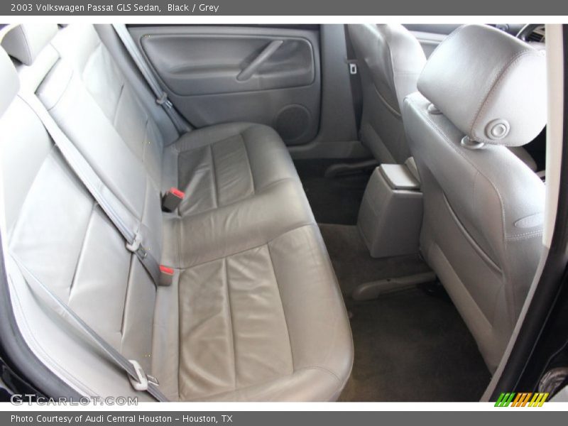 Black / Grey 2003 Volkswagen Passat GLS Sedan