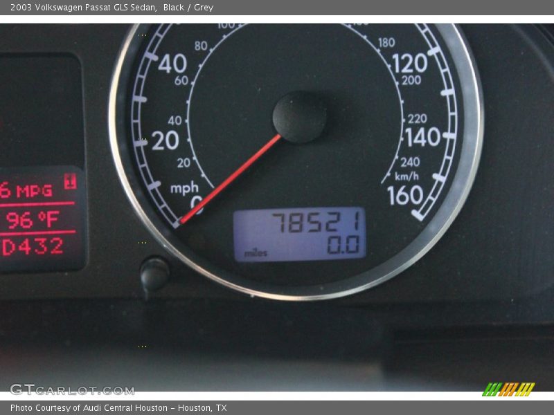Black / Grey 2003 Volkswagen Passat GLS Sedan