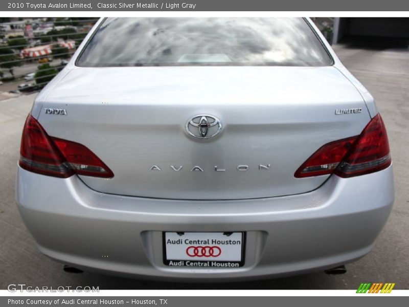 Classic Silver Metallic / Light Gray 2010 Toyota Avalon Limited