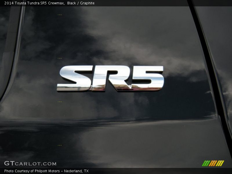 Black / Graphite 2014 Toyota Tundra SR5 Crewmax