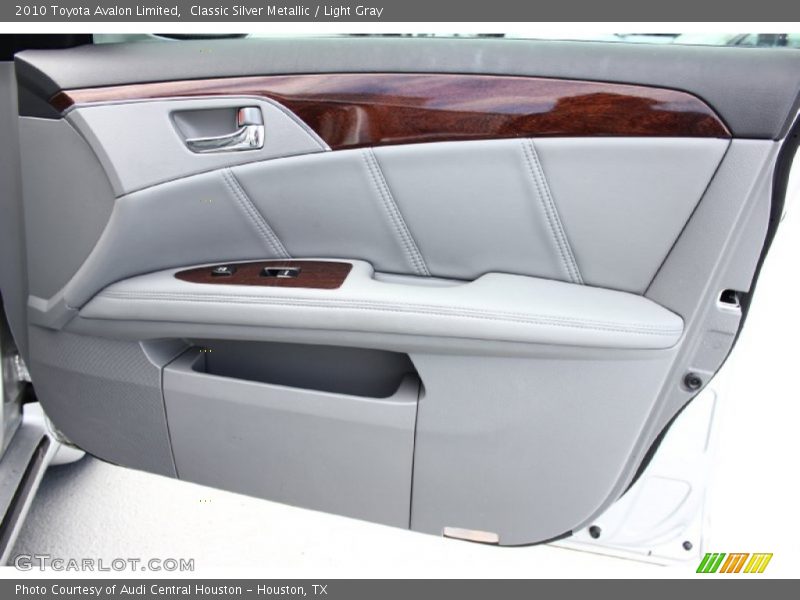 Classic Silver Metallic / Light Gray 2010 Toyota Avalon Limited